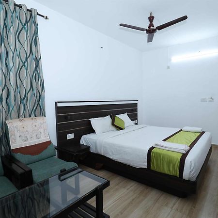 Lazo Golden Valley Resort , Munnar Exterior photo