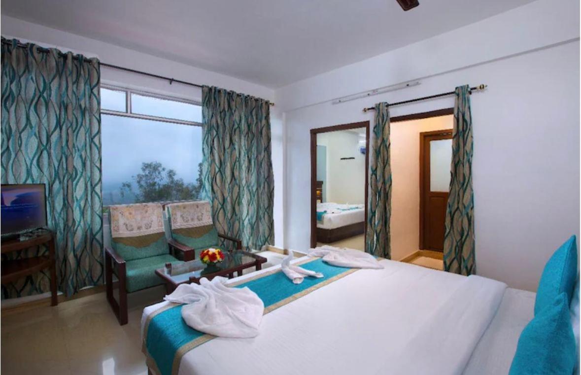 Lazo Golden Valley Resort , Munnar Exterior photo